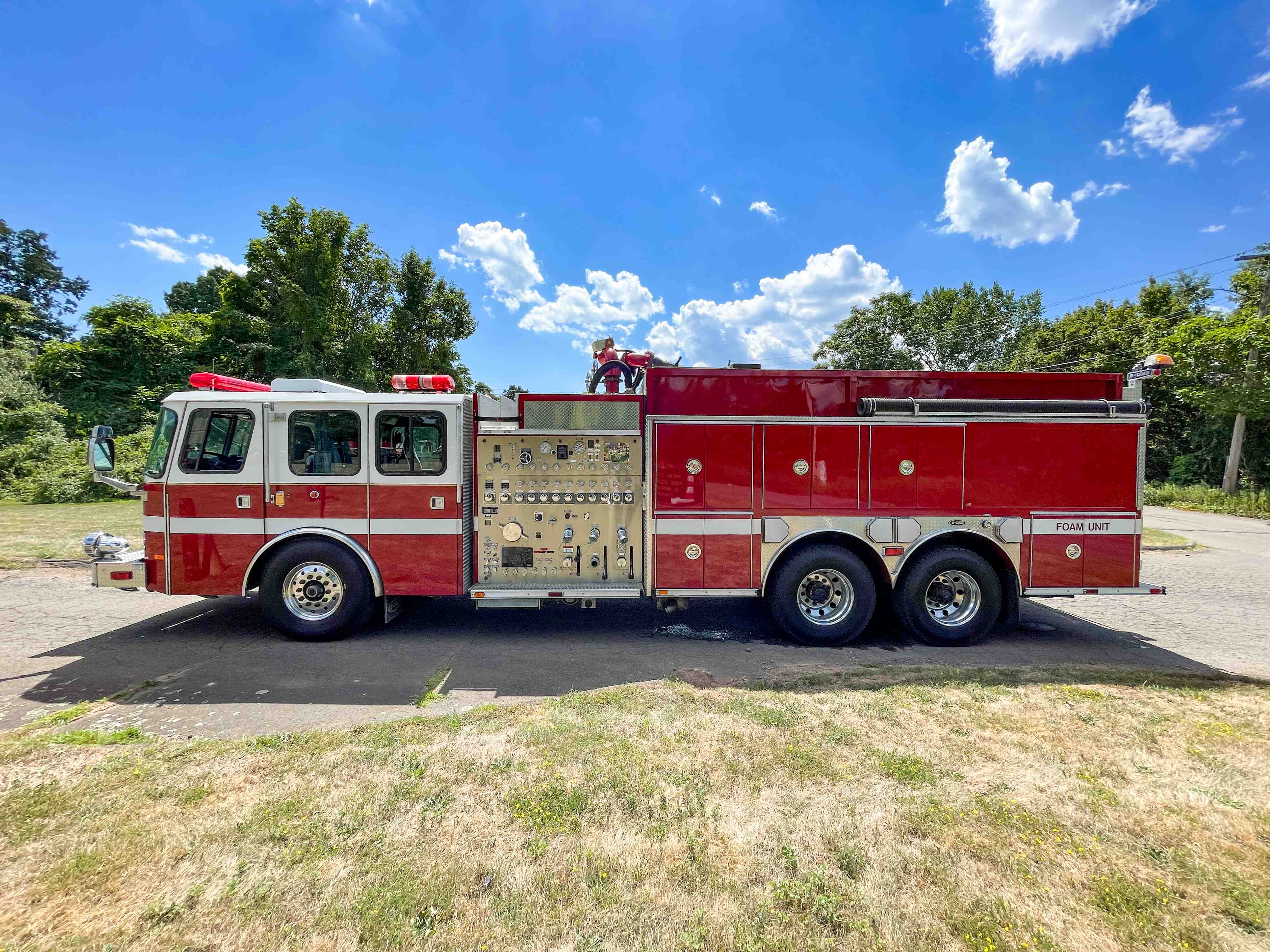 E-ONE Industrial Pumper Tanker.jpg